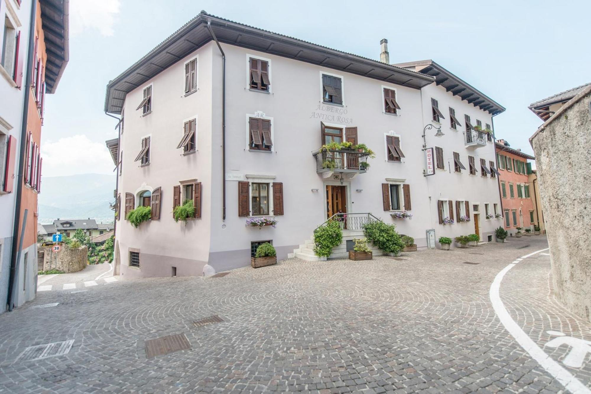 Albergo Antica Rosa Левіко-Терме Екстер'єр фото