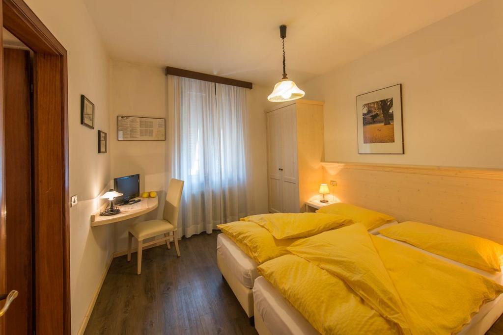 Albergo Antica Rosa Левіко-Терме Екстер'єр фото